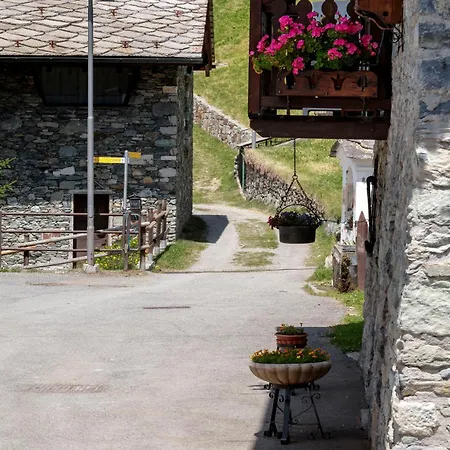 Hellochalet - Grene Typical House With Garden - 1km Cabelcar Lägenhet